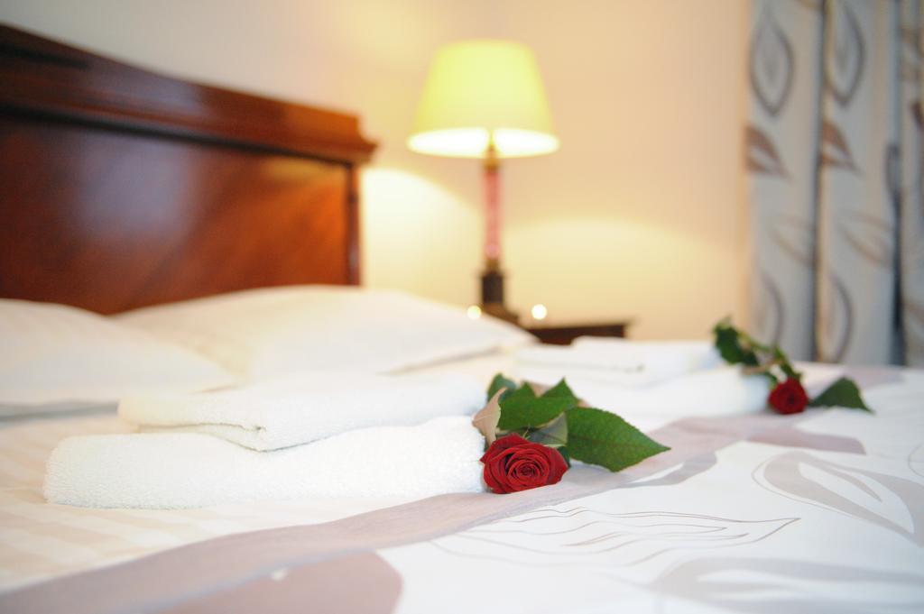 Hotel Czardasz Козегловы Экстерьер фото