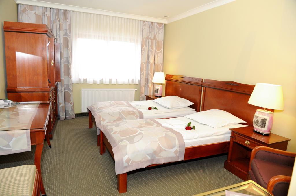 Hotel Czardasz Козегловы Экстерьер фото